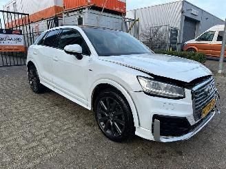 damaged passenger cars Audi Q2 1.4 TFSI CoD Automaat  Launch Edition 2017/1