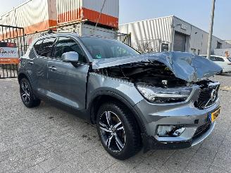 škoda osobní automobily Volvo XC40 2.0 T4 Momentum 2018/10