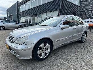 Mercedes C-klasse 230 K. Classic picture 3