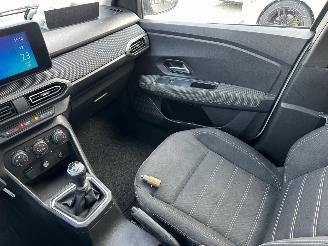 Dacia Sandero 1.0 TCe 100 Bi-Fuel Essential picture 14