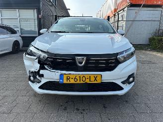 Dacia Sandero 1.0 TCe 100 Bi-Fuel Essential picture 2