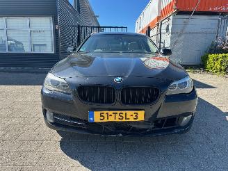 BMW 5-serie Touring 523i High Executive picture 2