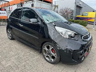 damaged passenger cars Kia Picanto 1.2 CVVT SportsLine 2015/8