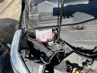 Ford Kuga 1.5 Titanium 4WD Automaat picture 3