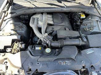 Jaguar S-type 3.0 V6 Executive picture 3
