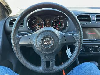 Volkswagen Golf 1.2 TSI Trendline BlueMotion Automaat picture 8
