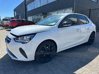 Opel Corsa 1.2 Edition picture 3