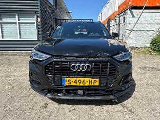 Audi Q3 35 TFSI S edition picture 2