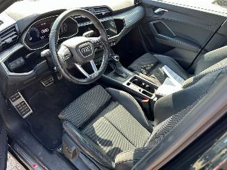 Audi Q3 35 TFSI S edition picture 8