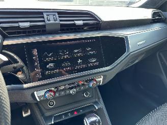 Audi Q3 35 TFSI S edition picture 13