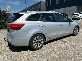 Kia Cee d SZ-530-L picture 6