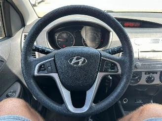 Hyundai I-20 1.4i DynamicVersion picture 8