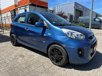 Kia Picanto 1.0 CVVT DynamicLine picture 1