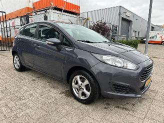 Voiture accidenté Ford Fiesta 1.0 Style 2014/2