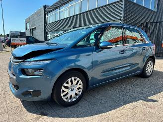 Citroën C4-picasso PICASSO 1.2 PureTech Selection picture 3