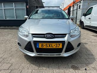 Ford Focus Wagon 1.0 EcoBoost Edition picture 2