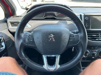 Peugeot 208 1.2 PureTech Active picture 8