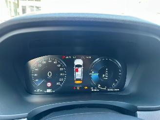 Volvo V-90 2.0 T8 AWD R-Design picture 10