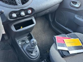 Renault Twingo 1.2-16V Authentique picture 10