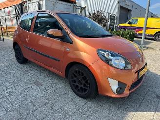 Schadeauto Renault Twingo 1.2-16V Authentique 2010/5