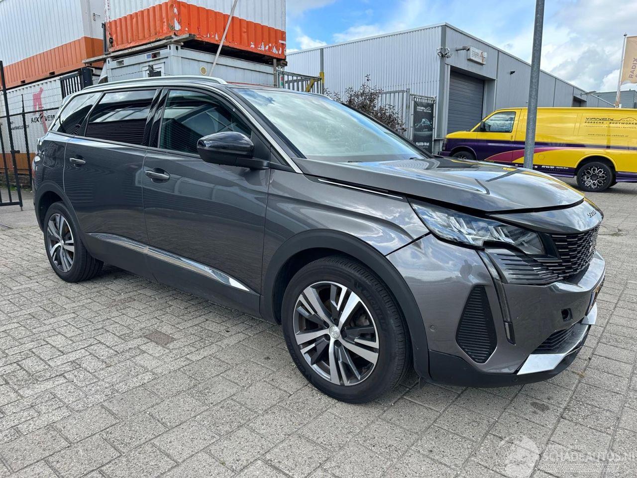 Peugeot 5008 1.2 PureTech Allure Pack Business 7p