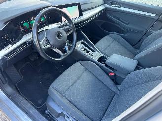 Volkswagen Golf 1.0 eTSI Life picture 8