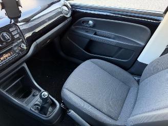 Volkswagen Up! 1.0 high up! BlueMotion picture 11