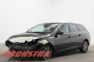 rozbiórka samochody osobowe Peugeot 308 308 SW (L4/L9/LC/LJ/LR), Combi 5-drs, 2014 / 2021 1.2 12V e-THP PureTech 130 2021/3