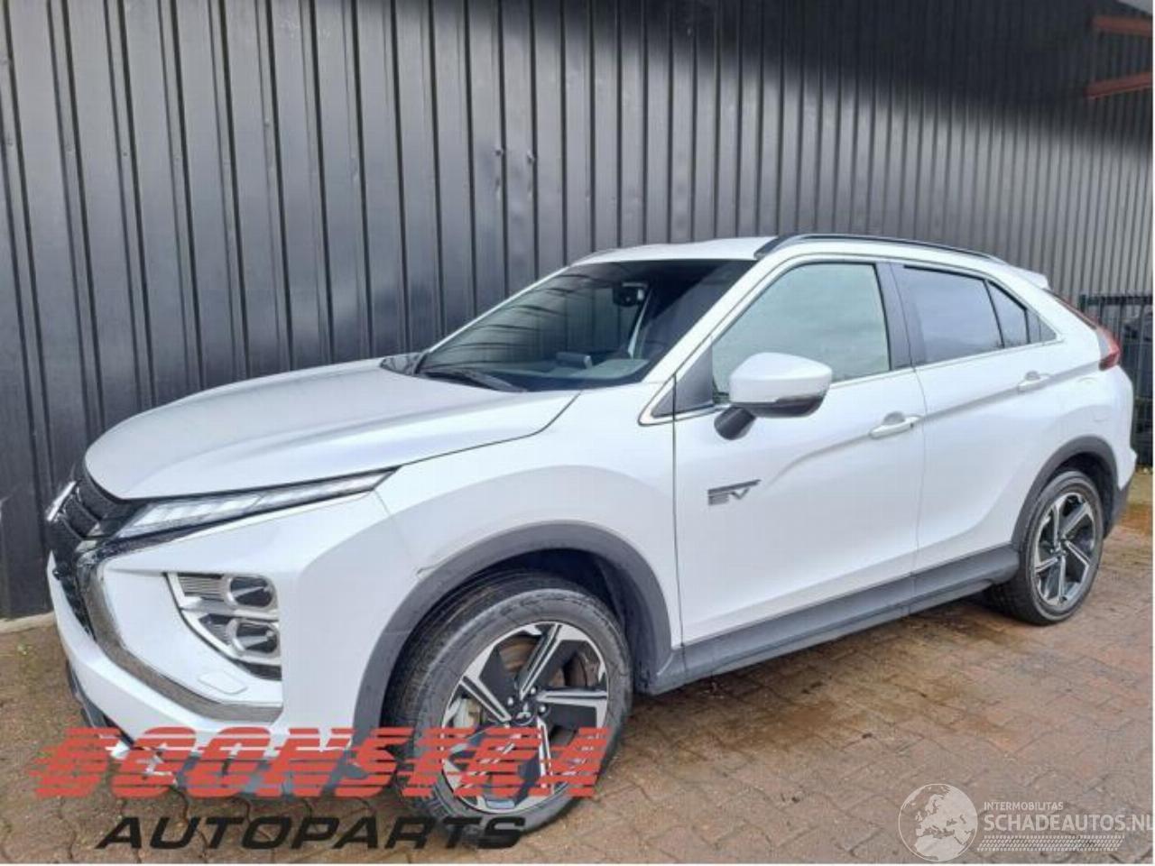 Mitsubishi Eclipse Cross Eclipse Cross (GK/GL), SUV, 2017 2.4 16V PHEV 4x4