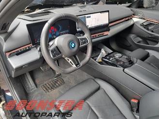 BMW 5-serie 5 serie Touring (G61), Combi, 2024 530e 2.0 TwinPower Turbo 16V picture 8