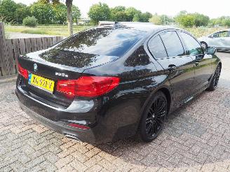 BMW 5-serie 530e M-Pakket High executive picture 4