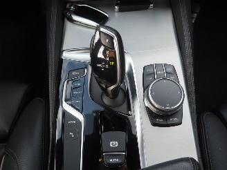 BMW 5-serie 530e M-Pakket High executive picture 22