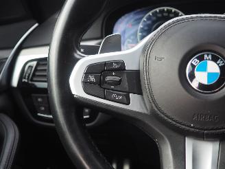BMW 5-serie 530e M-Pakket High executive picture 14
