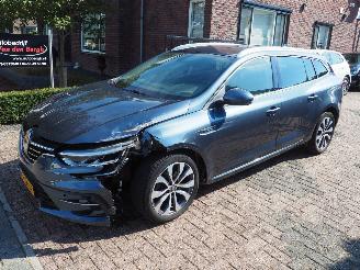 Damaged car Renault Mégane 1.3 TCe 140 Techno Automaat 2022/12