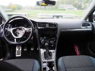 Volkswagen Golf 1.0 TSI Trendline picture 7
