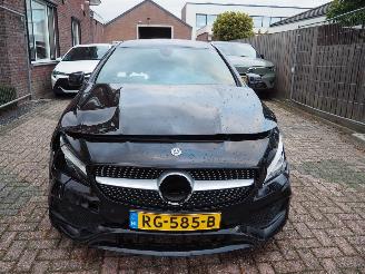 Mercedes Cla-klasse 180 AMG Busniss Solution picture 2