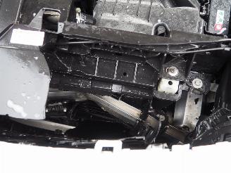 Peugeot 3008 1.6 Hybrid 225 GT picture 18