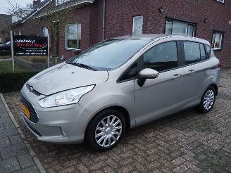 uszkodzony samochody osobowe Ford B-Max 1.0 EcoBoost Style 2014/10