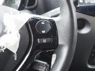 Toyota Aygo 1.0 VVT-i X-Joy picture 23