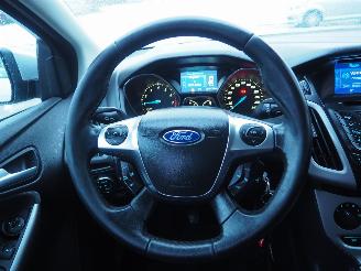 Ford Focus 1.0 EcoBoost Lease Trend picture 11