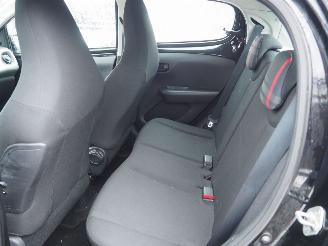 Peugeot 108 1.0 E-Vti Active picture 21