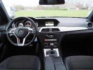 Mercedes C-klasse 180 Coupe Amg Line Motorschaden picture 7