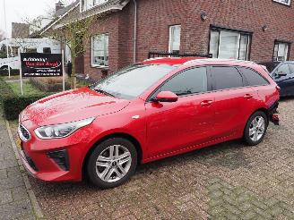 Unfallwagen Kia Ceed Sportswagon 1.0 T-GDI 2020/10