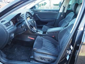 Skoda Superb 2.0 TDI Nusiness edi Automaat picture 20