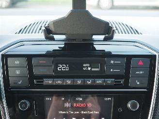 Volkswagen e-Up!  picture 16