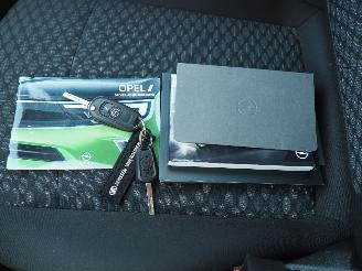 Opel Astra Automaat 1.4 Edition LEZEN !!! picture 24