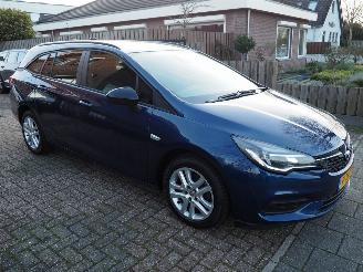 Opel Astra Automaat 1.4 Edition LEZEN !!! picture 3