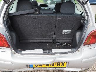 Toyota Yaris 1.3 VVT-i Sol Automaat picture 14