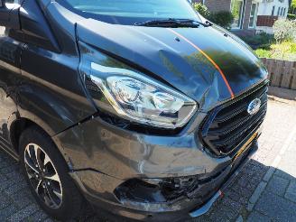 Ford Transit Custom 2.0TDCI Sport L2H1 Automaat picture 12