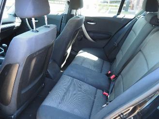 BMW 1-serie 116i picture 14